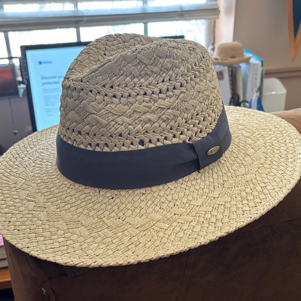 Scala Men's Natural Straw Fedora with Dark Band